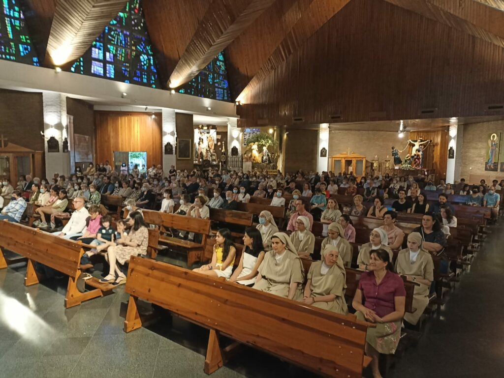 Los católicos conquenses responden a la petición del obispo de rezar el